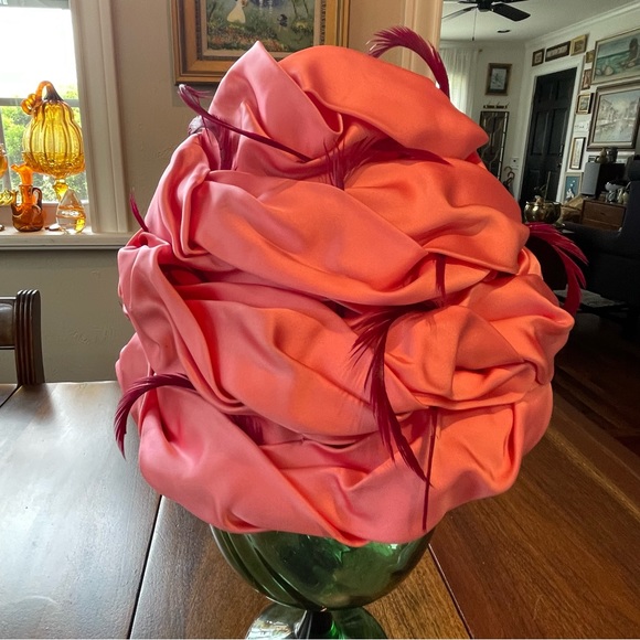 1960’s CHRISTIAN DIOR  FEATHER TURBAN - Picture 3 of 16